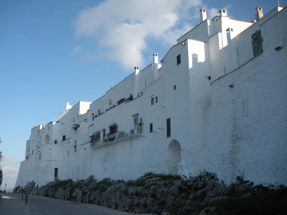 Casa Josephina - Three Level Stone Home With Balcony, 2 Roof Terraces & Sea Views Ostuni Eksteriør billede
